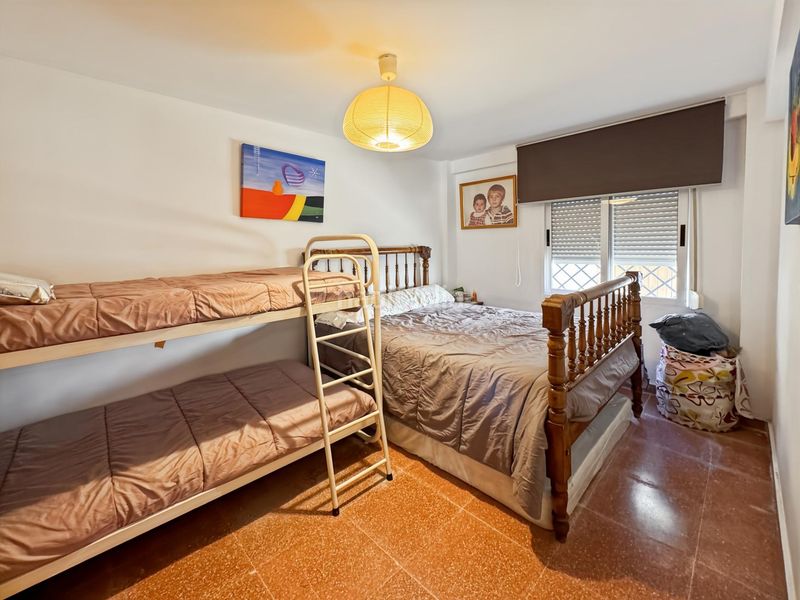 Foto be5322fa-a1c7-431f-824b-01b1958e1de8. Casa adossada amb aparcament a Pueblo Acantilado-Lanuza Campello (el)