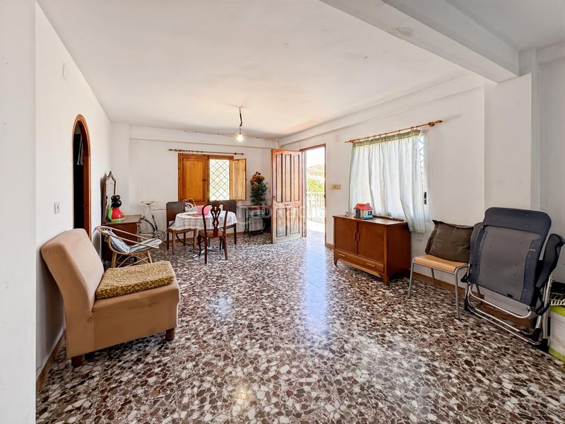 Foto d25aa65b-ab23-415d-b54d-87c330efb55e. Casa adossada amb aparcament a Pueblo Acantilado-Lanuza Campello (el)