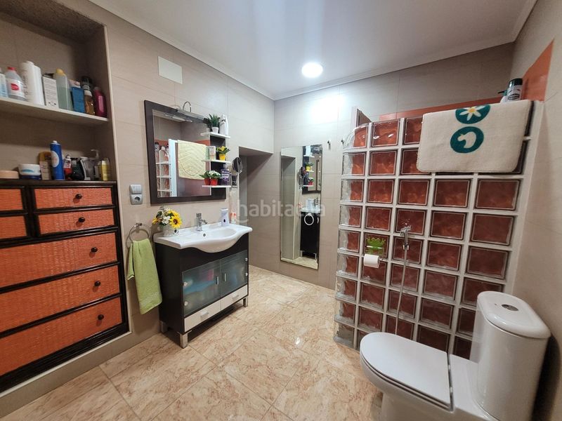 Foto 2f366c9a-07c5-45e3-bf09-8f2792ee0387. Pis a Vallada