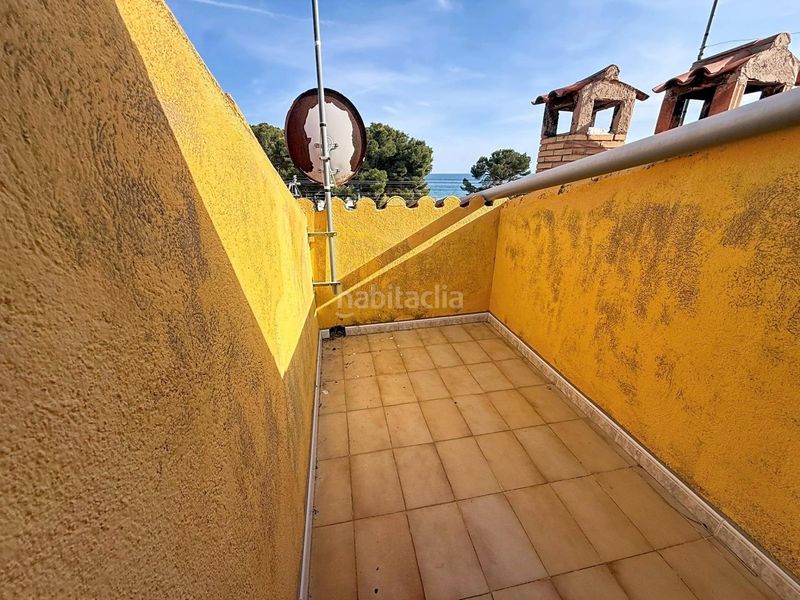Foto b1a8da8d-7076-4d28-85aa-55886c38fdc5. Casa aparellada a Coma-ruga platja Coma-ruga