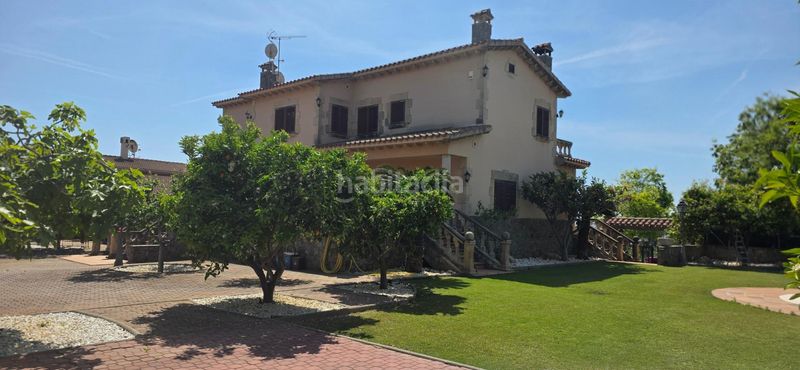 Foto 980f4911-bb08-4232-8d59-1daf9fa73b14. Casa amb calefacció aparcament piscina a Vista Alegre Mataró