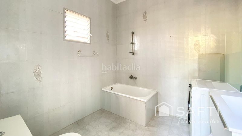 Foto 9d7f051e-adeb-4120-a7fe-549e3039c9ce. Casa amb calefacció piscina a Godelleta