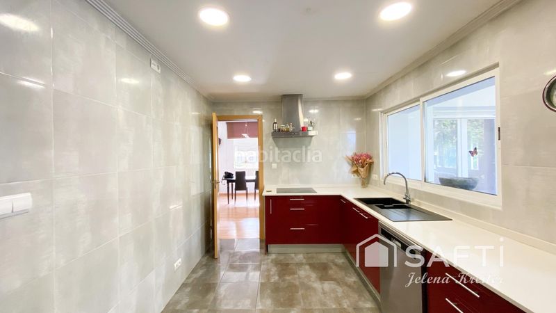 Foto bdecf1cc-2831-437e-90f4-5924a7b2f905. Casa amb calefacció piscina a Godelleta