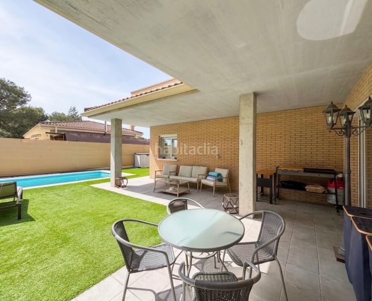 Foto 04966347-9f27-419e-9f77-1b396d1757fa. Casa amb aparcament piscina a Olivella