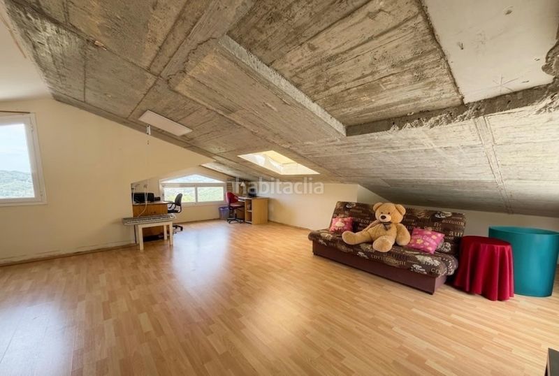 Foto 6027a194-7181-4032-bdf2-a706121816db. Casa amb aparcament piscina a Olivella