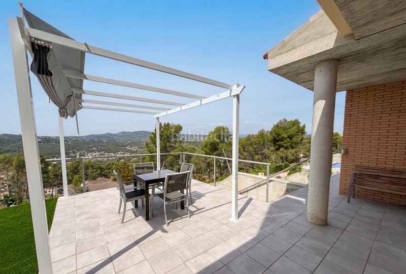 Foto 8ff604bc-79b2-4ad3-b754-8d26bebb0c82. Casa amb aparcament piscina a Olivella