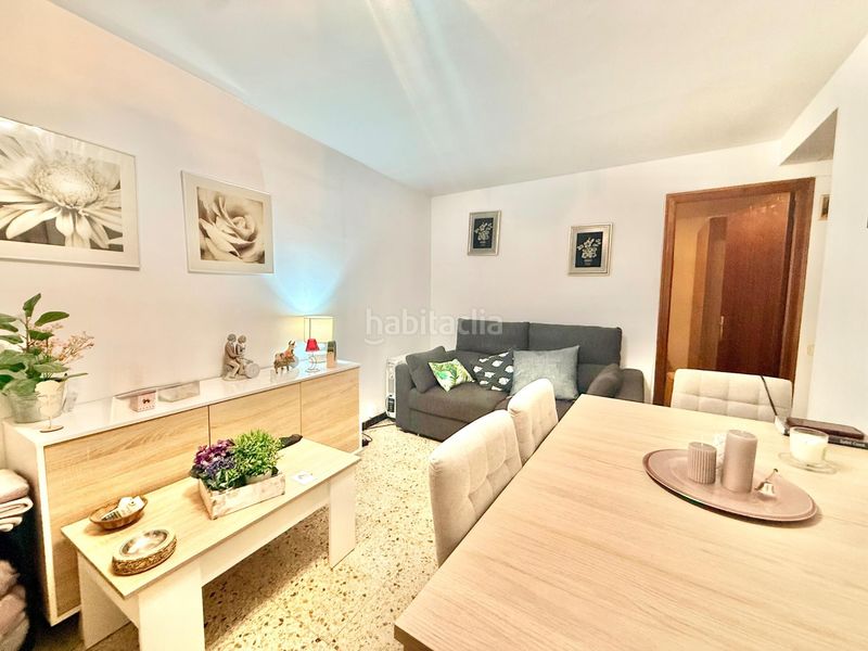 Foto b1511cd8-5907-4ae3-bd51-4b3977e843fa. Casa adossada amb aparcament a Malgrat de Mar