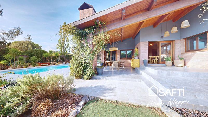 Foto 38c221b9-00c3-4285-a730-3ec167dfb064. Casa amb aparcament piscina a Sant Julià de Ramis