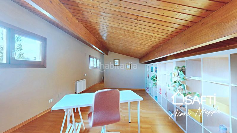 Foto 3e6f745c-6d4e-40d5-adae-c874f094118f. Casa amb aparcament piscina a Sant Julià de Ramis