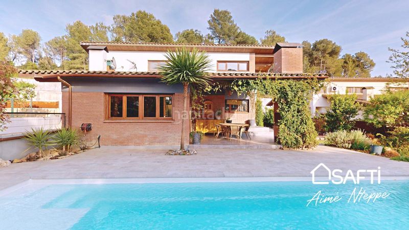 Foto 74d66e13-6b70-4e90-87b6-685bfd12ad8e. Casa amb aparcament piscina a Sant Julià de Ramis