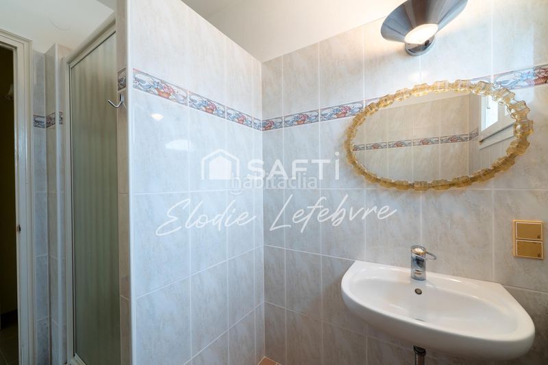 Foto 47e2d716-3b68-4311-92f4-67bad01da7f0. Casa amb calefacció aparcament a Montgrí Empuriabrava