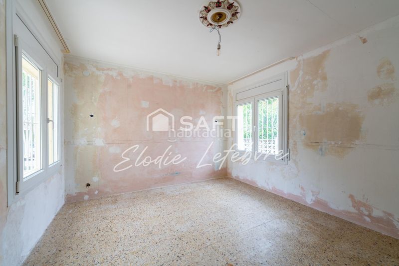Foto c6603203-0abb-4ce4-a40d-7f4282d2c10d. Casa amb calefacció aparcament a Montgrí Empuriabrava