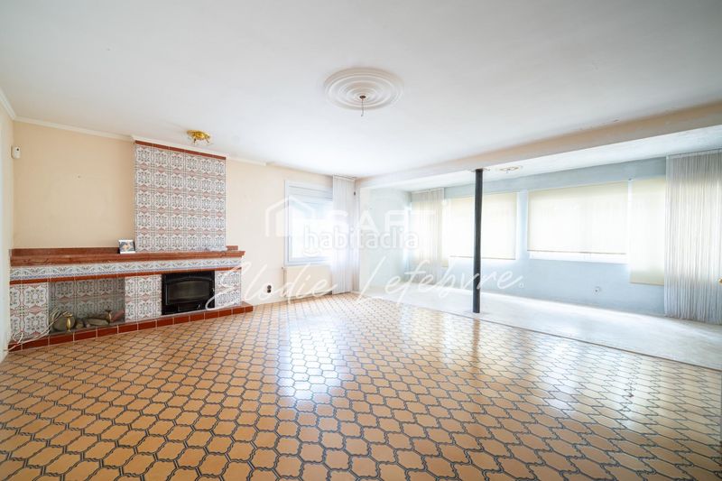 Foto fad249e3-b7ae-4d12-8614-640d02b74d03. Casa amb calefacció aparcament a Montgrí Empuriabrava