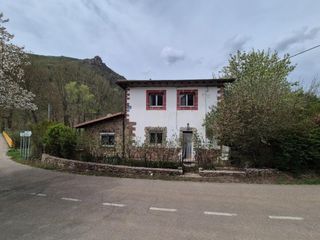 Maison à Cármenes