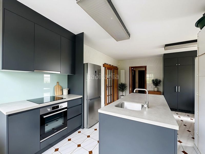 Foto bdfaee44-62b4-4ce8-8165-63249f78b24e. Casa amb aparcament piscina a Teo