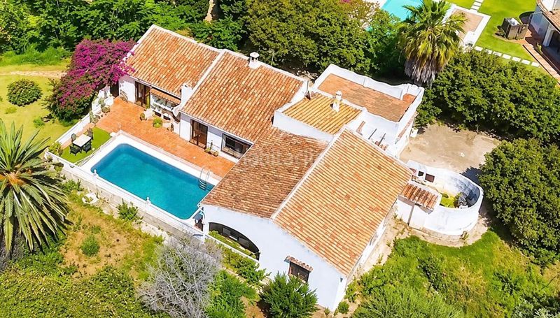 Foto f41e9d44-53b0-41df-be97-aa1cc000a153. Masia amb aparcament piscina a La Pedrera-Vessanes Dénia