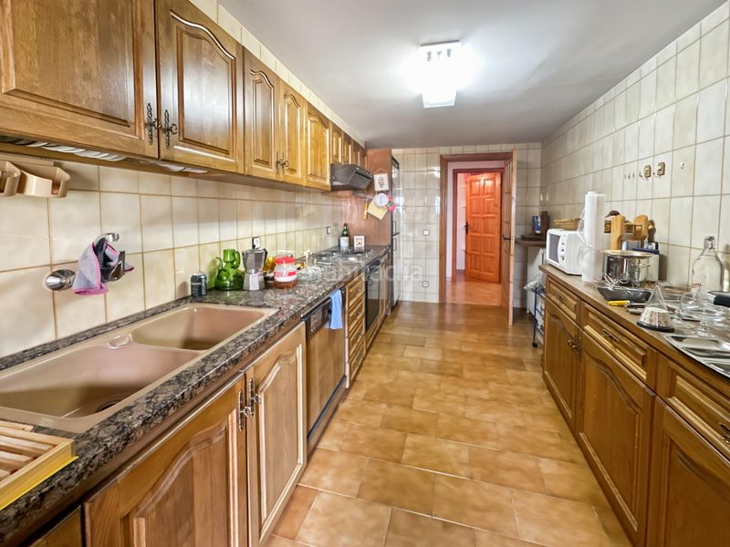 Foto e0f2e526-5f95-40b8-b9e2-044196c06b25. Casa adossada amb calefacció aparcament a Berga
