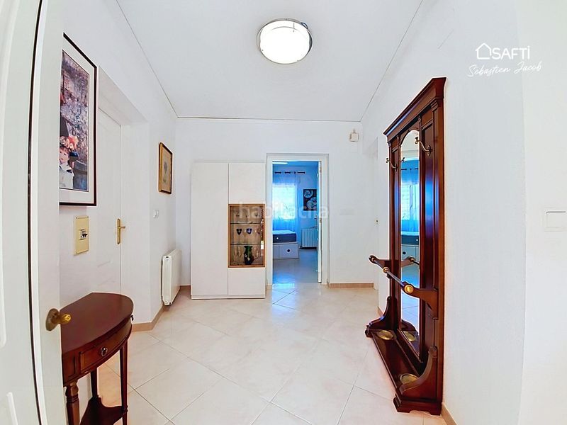 Foto a0ac421f-5227-4baa-8c3e-aa4ac83a4010. Casa amb calefacció aparcament piscina a El Montgó Dénia