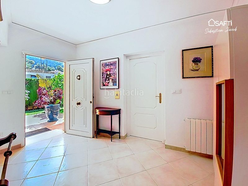 Foto a5d12237-279a-4b2a-8ff9-6a53a5f6a07e. Casa amb calefacció aparcament piscina a El Montgó Dénia
