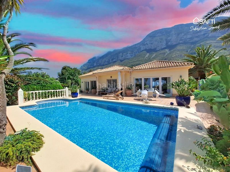 Foto a6a44d2c-ea04-4481-89dc-0c7702b861a9. Casa amb calefacció aparcament piscina a El Montgó Dénia