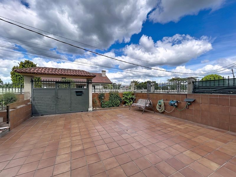 Foto 42cd047a-caed-4d3d-a861-7ff57686c8fb. Casa amb calefacció piscina a Estrada (A)