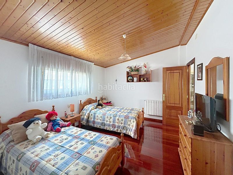 Foto 7443d5ef-13a4-4ea9-853e-c26eb1b88c96. Casa amb calefacció piscina a Estrada (A)