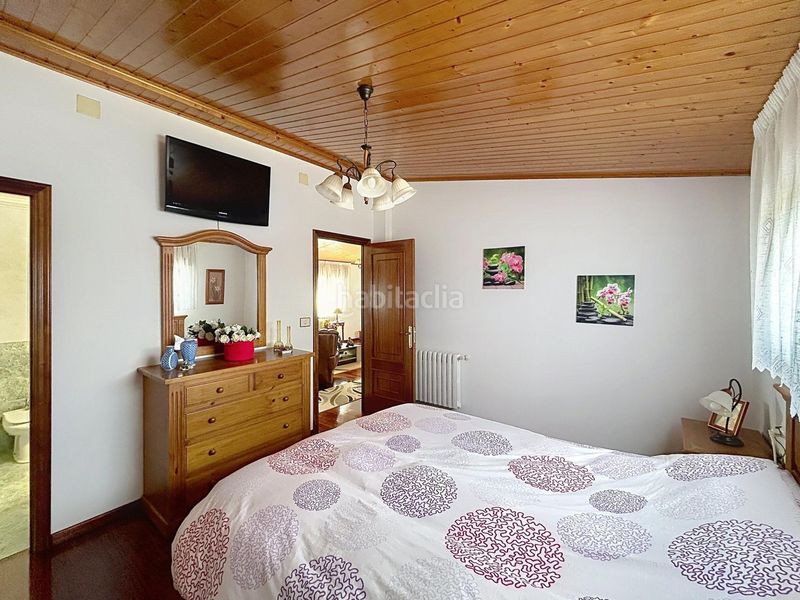 Foto c1464939-1767-4a68-9c3b-db7f025e2139. Casa amb calefacció piscina a Estrada (A)