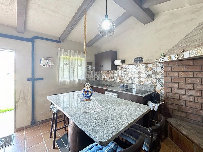 Foto fa95c42f-5fe6-4d02-bee8-0985b96353d0. Casa amb calefacció piscina a Estrada (A)