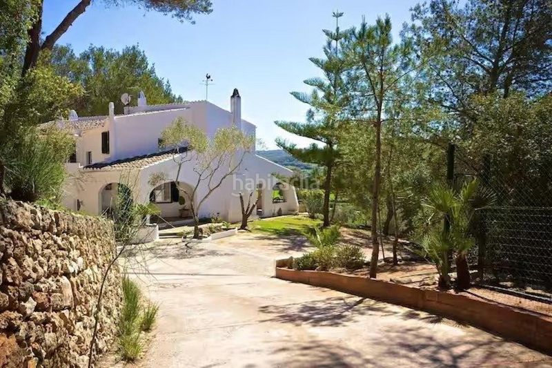 Foto 9c97e87b-5219-43ee-8641-37626862d28f. Casa amb calefacció aparcament piscina a Es Grau-Serra Morena Maó / Mahón