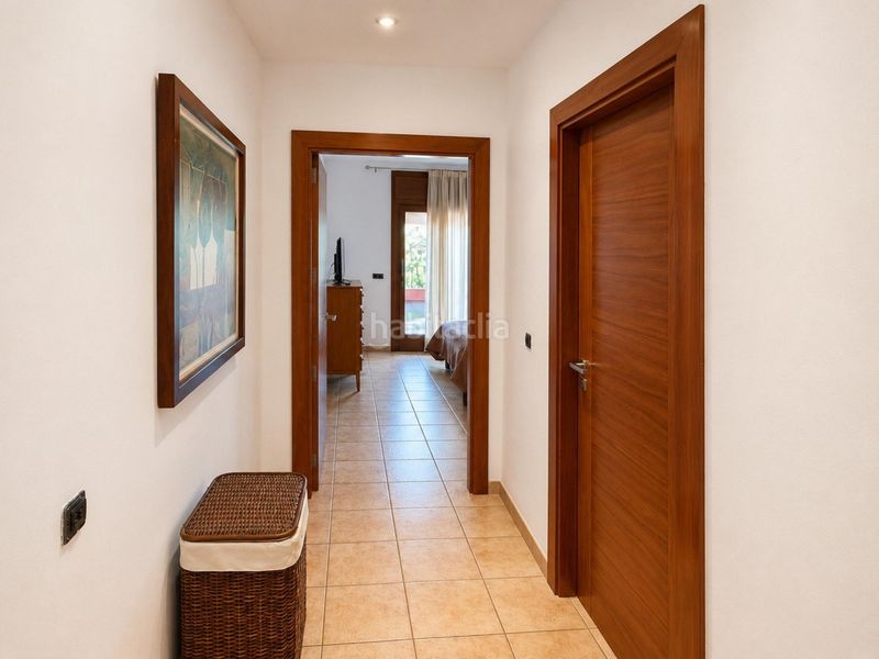 Foto b1027fd6-90f3-45e3-869a-639982b0e1f7. Casa amb aparcament a residencial Begur-esclanyà Begur