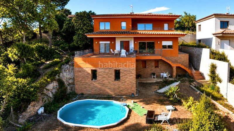 Foto d52e9241-558f-4749-9738-428c07a012dc. Casa amb aparcament a residencial Begur-esclanyà Begur