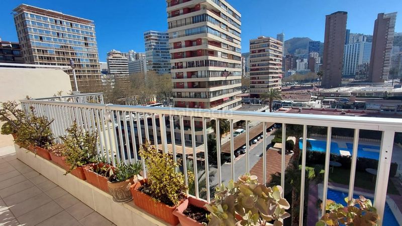 Foto d3eea66d-44ab-4b6e-b912-f42aa09b8c4d. Pis amb aparcament a Playa Levante Benidorm