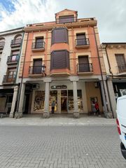 Building in Bañeza (La)