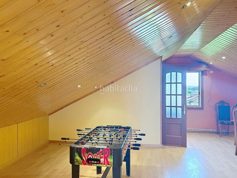 Foto c7728893-999f-40af-aaea-e37020d761ed. Casa amb calefacció aparcament a Meis