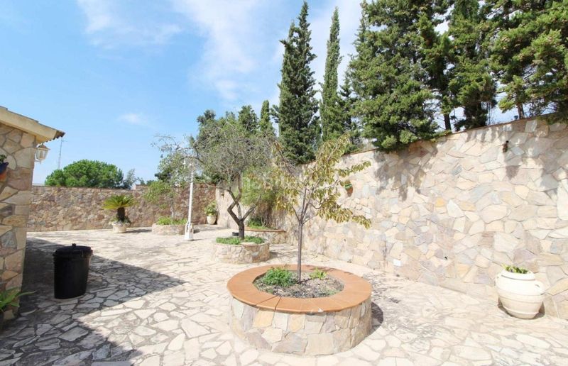 Foto 4d800f97-d649-45ef-a77b-91f45266080f. Casa amb calefacció aparcament piscina a Aiguaviva Parc Vidreres