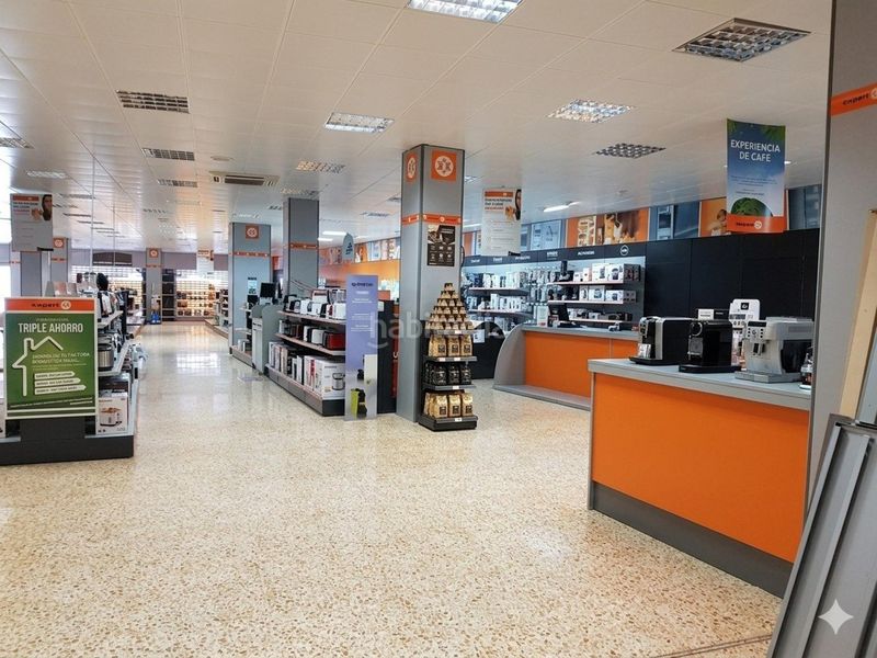 Foto 09579daa-5dce-492d-9513-603d68f3bd31. Local comercial a Petrer