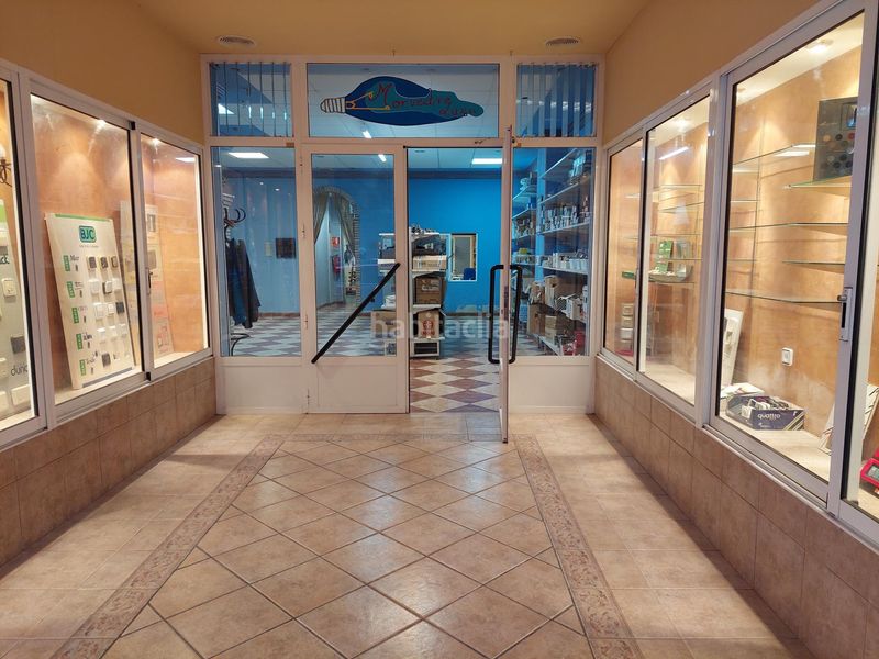 Foto a92edfb3-94c4-44f0-b96c-38e7c9e80019. Local comercial a Las Islas Sagunt