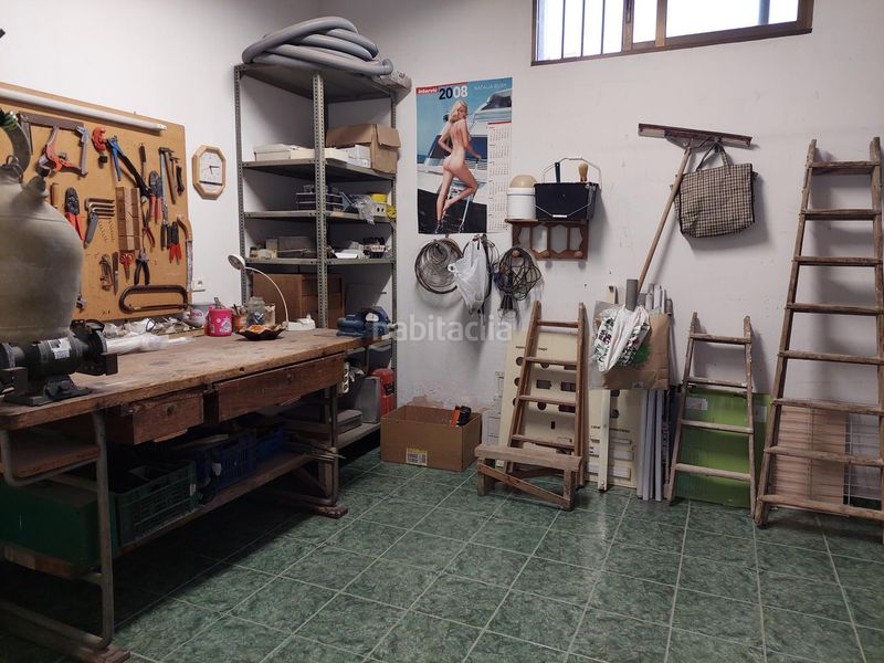 Foto e7429019-2be6-4d89-a360-68442de3e358. Local comercial a Las Islas Sagunt