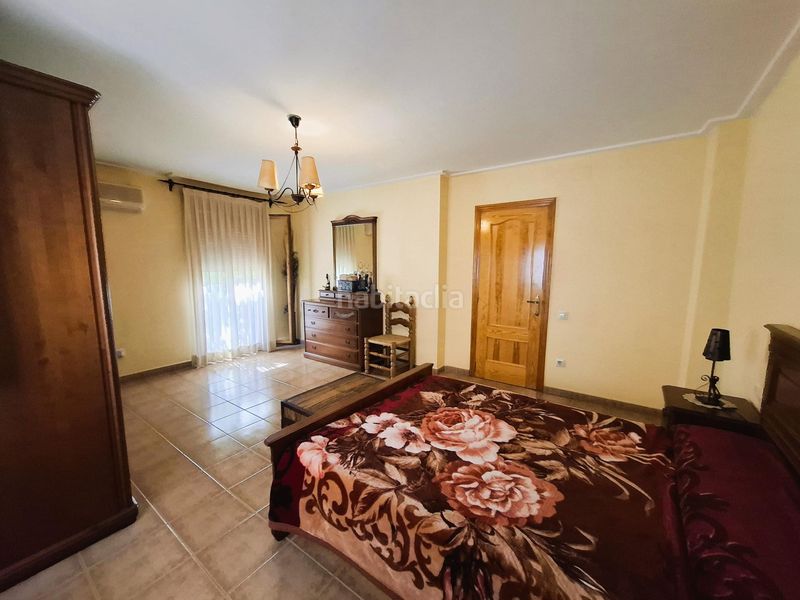 Foto 0b5927f3-ea75-44c9-8bf2-ad906758e2f3. Casa adossada a Centro Ontinyent