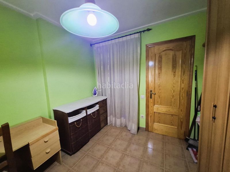 Foto db22d5af-8317-44ac-ace1-73214dbe322a. Casa adossada a Centro Ontinyent