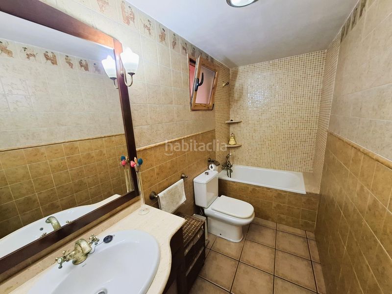 Foto ddd4a358-a2f6-4805-96e3-06f428ae7182. Casa adossada a Centro Ontinyent