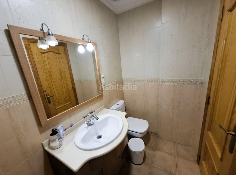 Foto f6c616f9-c79c-49b4-994a-14052b049c26. Casa adossada a Centro Ontinyent