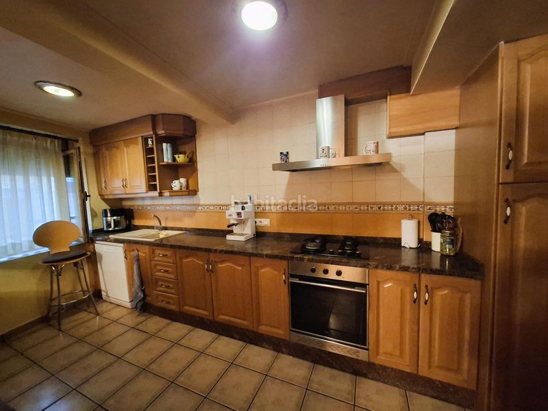 Foto f9fd183e-47c7-4f3c-a39b-0ba7b8e29ba0. Casa adossada a Centro Ontinyent