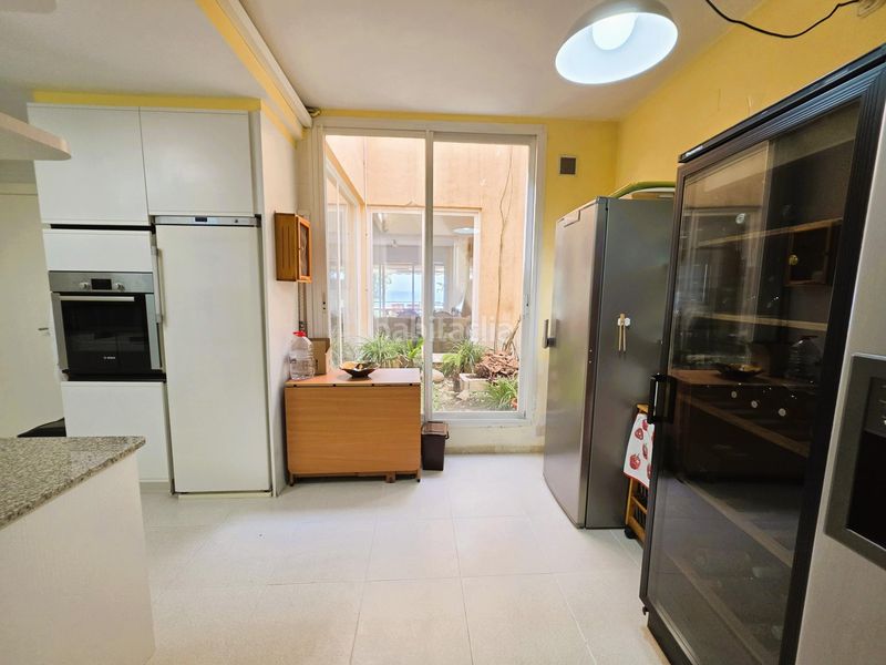 Foto 59e81851-6801-40ab-8869-43df080336d6. Casa adossada amb calefacció aparcament piscina a Sitges