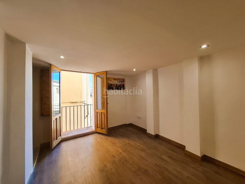 Foto 208e90f2-9788-46d4-b385-b15189f64185. Casa adossada a Centro Ontinyent