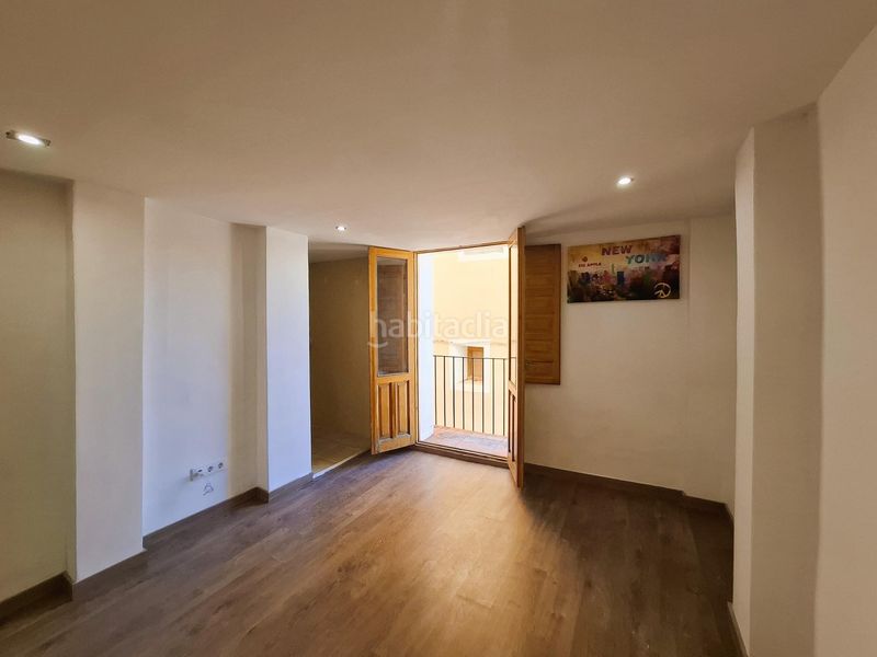 Foto 3833f5a0-8588-4a5a-8d50-82fe7958b301. Casa adossada a Centro Ontinyent