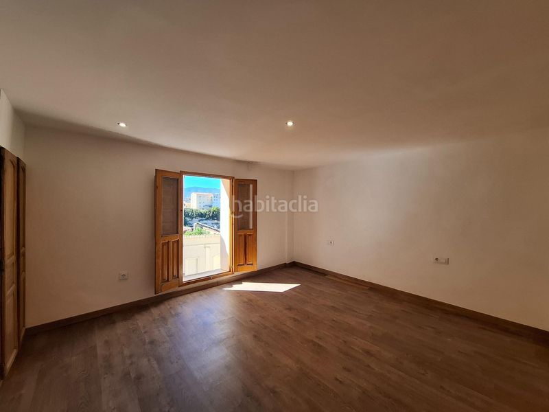 Foto 79f47b63-3f04-44e9-9bbf-4e889132951d. Casa adossada a Centro Ontinyent