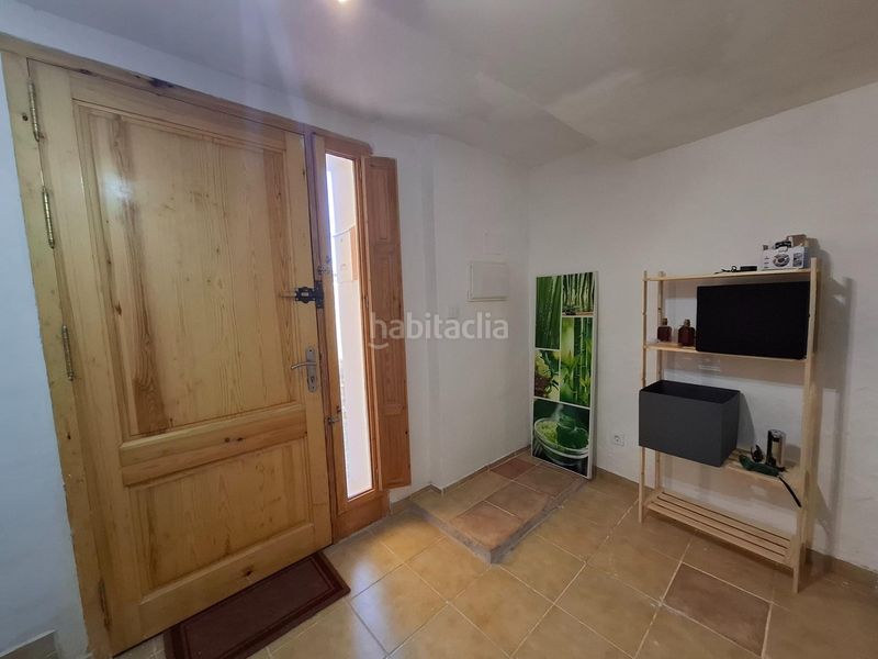 Foto ef0a6007-6fb2-4fa3-b4bd-651c649bd373. Casa adossada a Centro Ontinyent