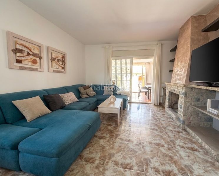 Foto 9a6a78a5-f56f-45a6-b6fc-40baf9762e79. Casa amb calefacció aparcament piscina a Cunit residencial Cunit