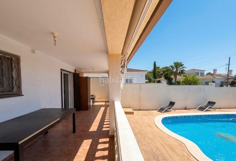 Foto c4035283-7767-42e2-89b2-832f31e97a22. Casa amb calefacció aparcament piscina a Cunit residencial Cunit